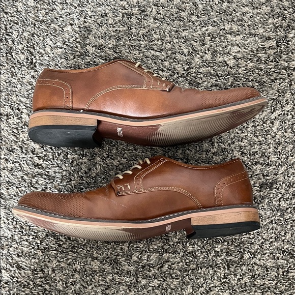 Madden | Men’s Brown Lace Up Dress Shoe - Picture 7 of 10